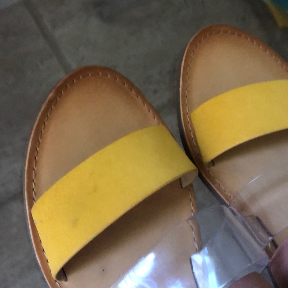 Sandals - Picture 2 of 3